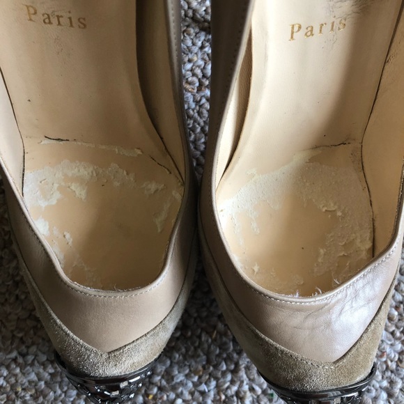 FINAL PRICE Authentic Louboutin Pumps - Picture 2 of 8